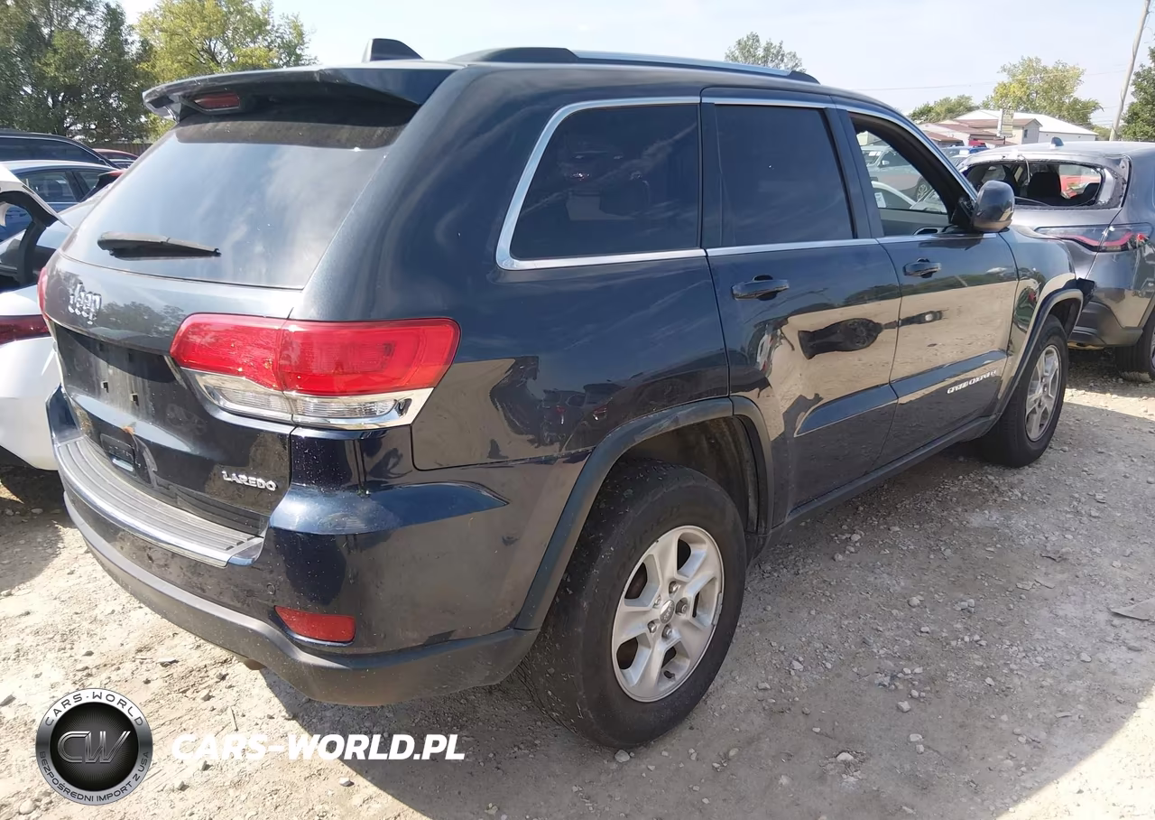 2015 Jeep Grand Cherokee Laredo VIN:1C4RJFAG9FC659897 - 4