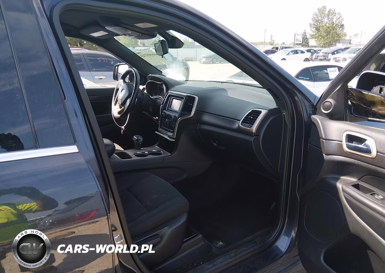 2015 Jeep Grand Cherokee Laredo VIN:1C4RJFAG9FC659897 - 5