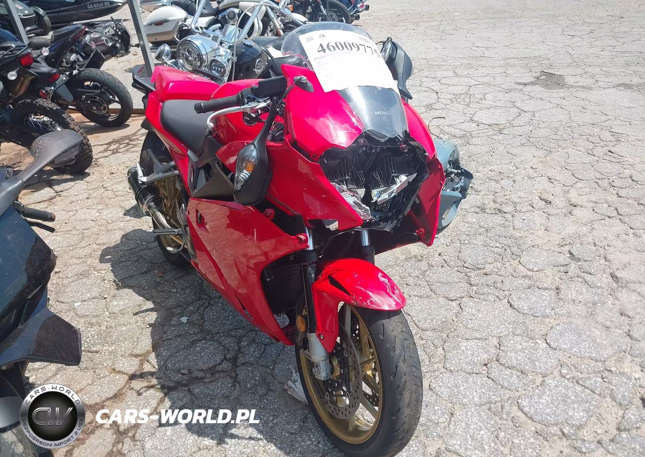 2015 Honda Vfr800 F – zdjęcie 1 z 13