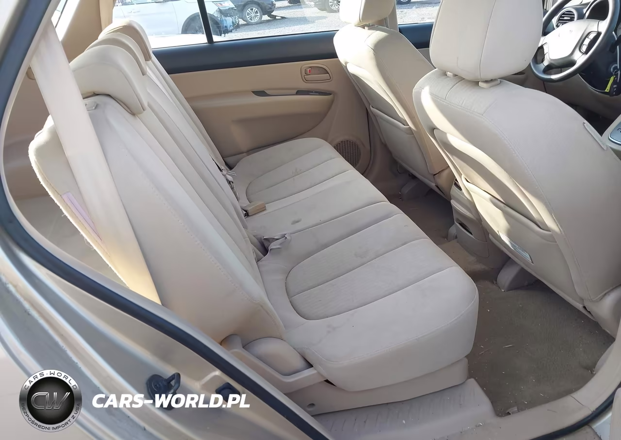 2007 Kia Rondo Lx VIN:KNAFG525677076610 - 8