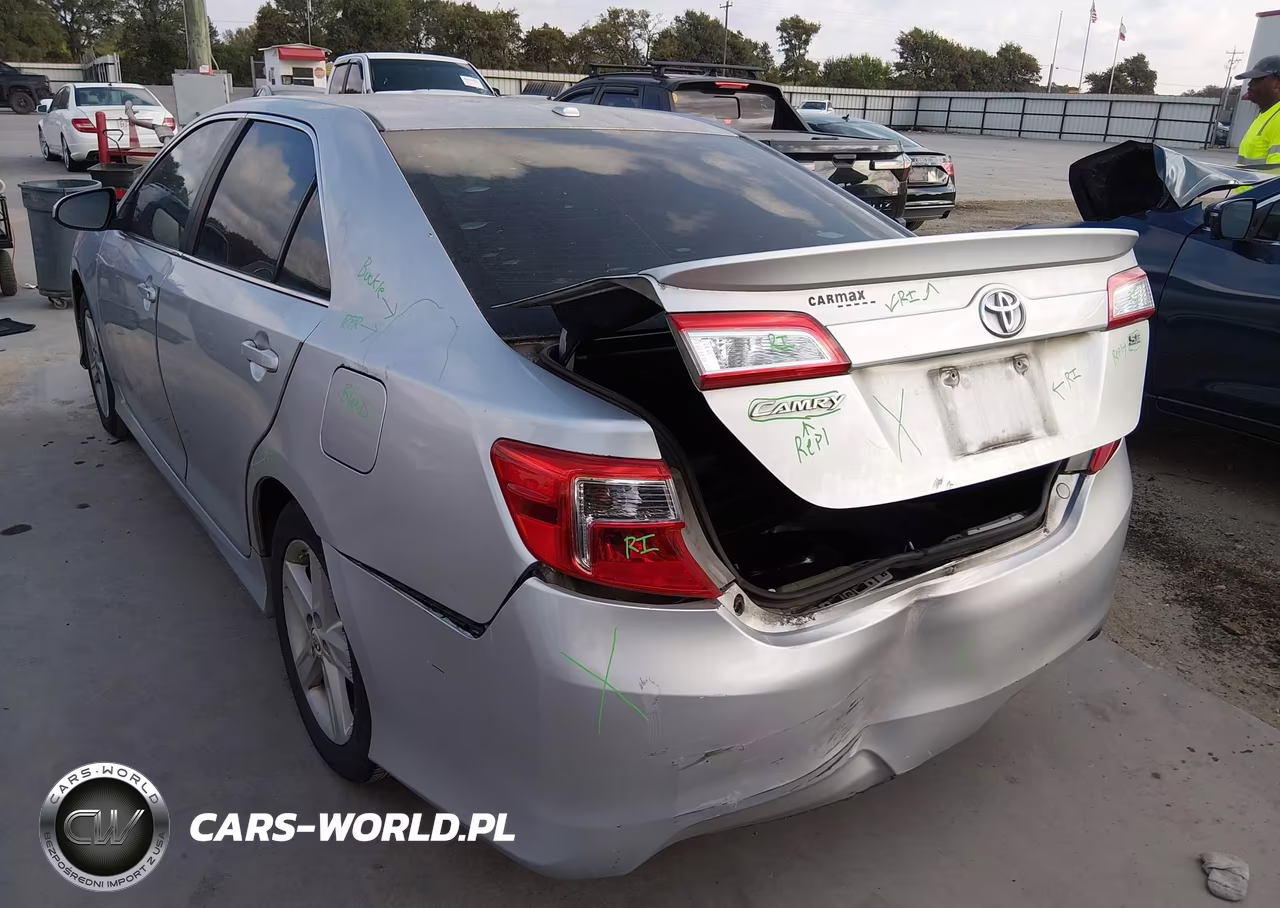 2012 Toyota Camry Se VIN:4T1BF1FKXCU140667 - 3