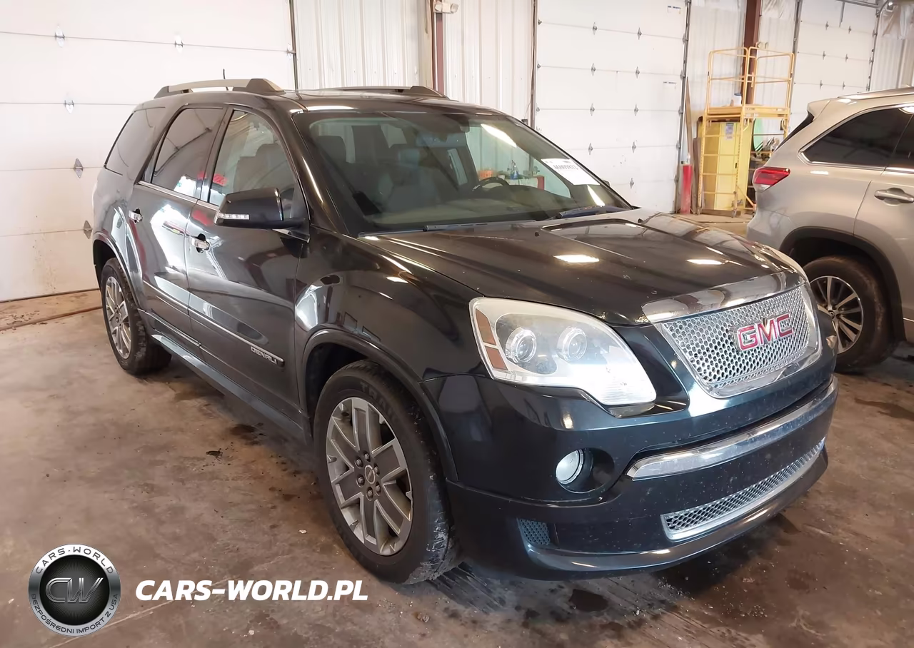 2011 GMC Acadia Denali