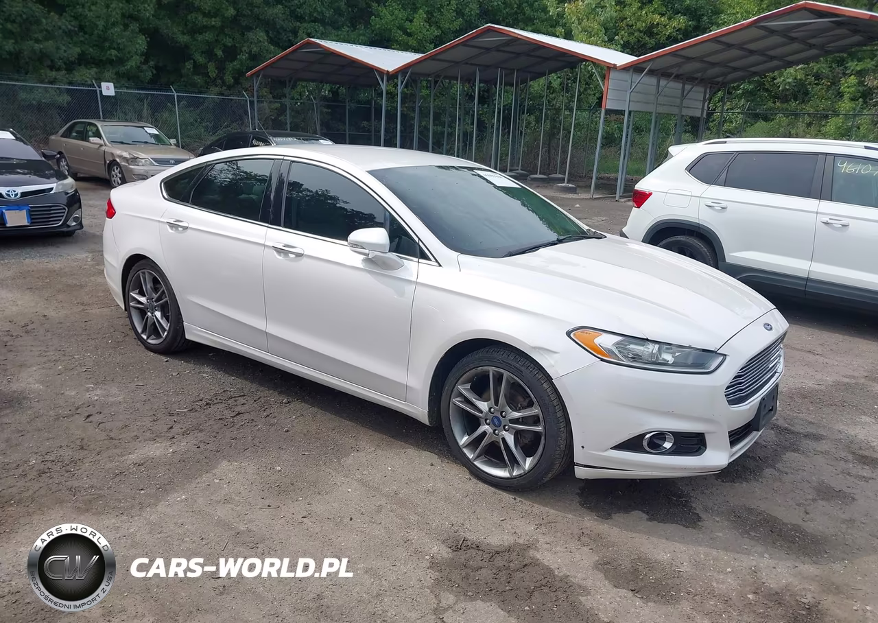 2015 Ford Fusion Titanium – zdjęcie 1 z 11