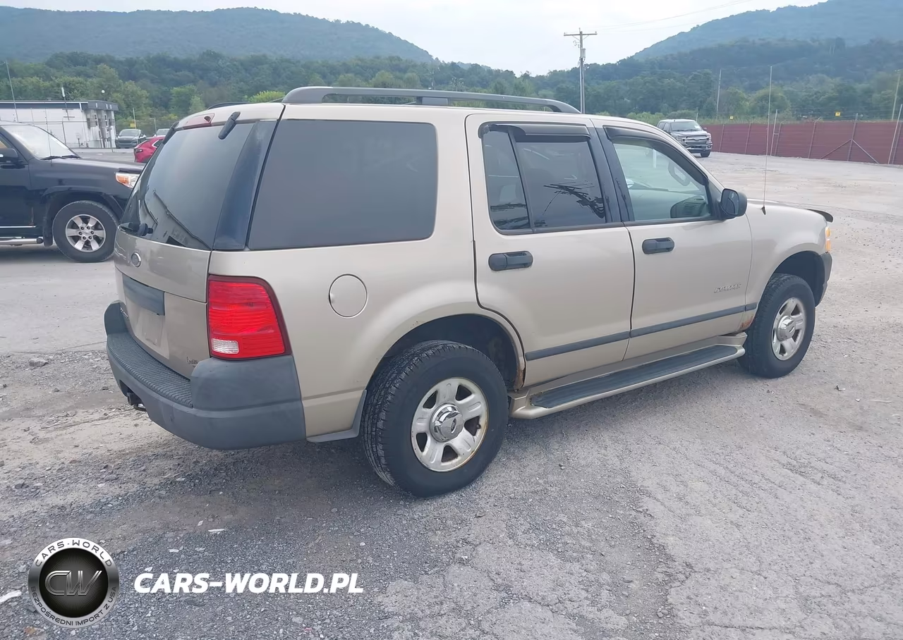 2004 Ford Explorer Xls VIN:1FMZU72K04UA63113 - 4