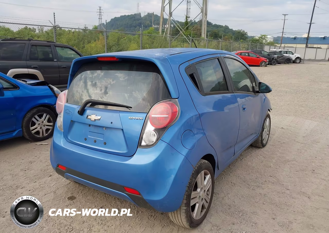 2013 Chevrolet Spark Ls Manual VIN:KL8CA6S92DC522943 - 4