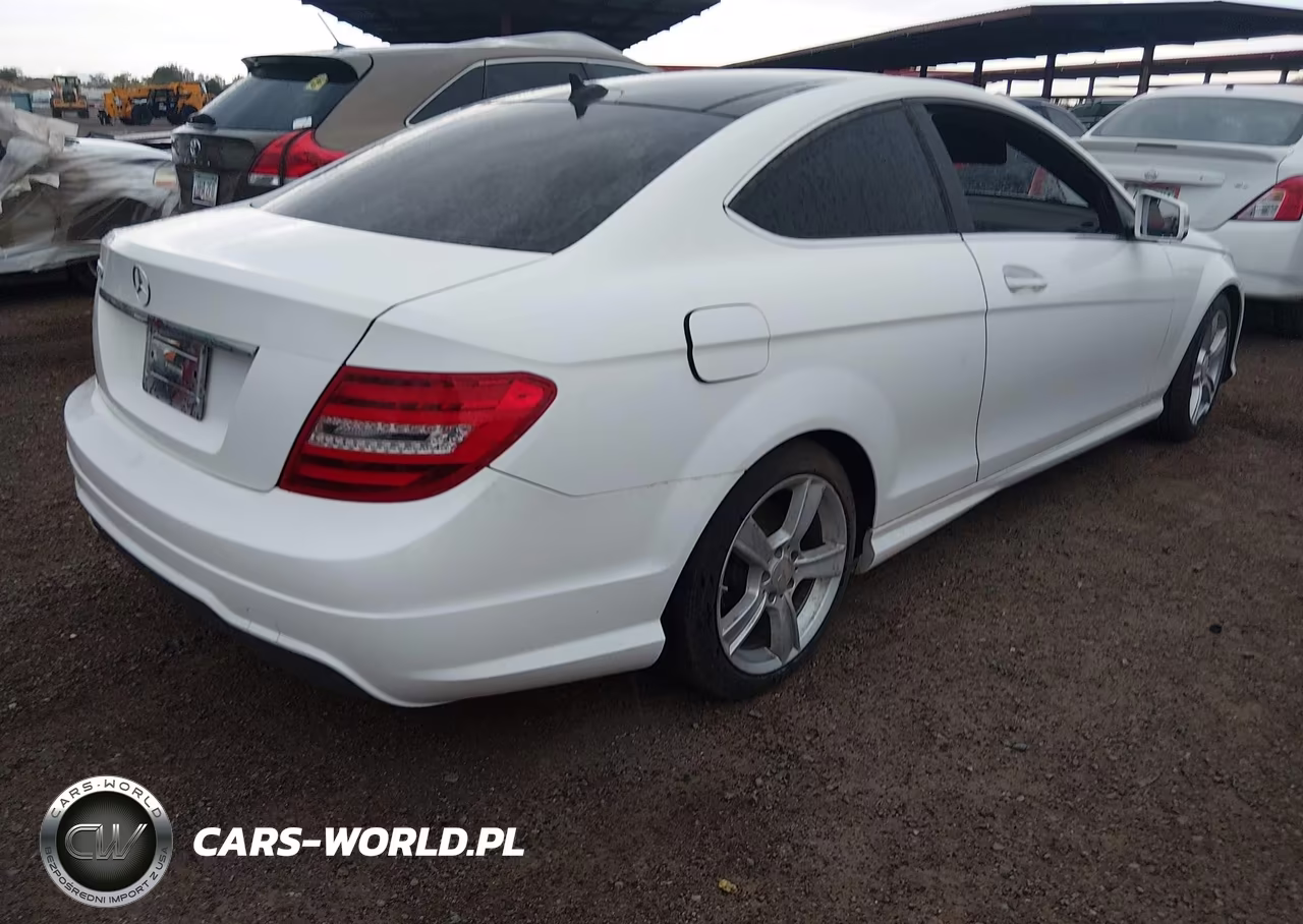 2013 Mercedes-Benz C 250 VIN:WDDGJ4HB3DF973956 - 4