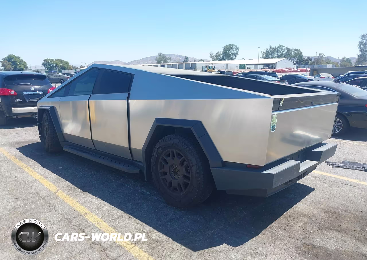2024 Tesla Cybertruck All-Wheel Drive VIN:7G2CEHEDXRA018121 - 3