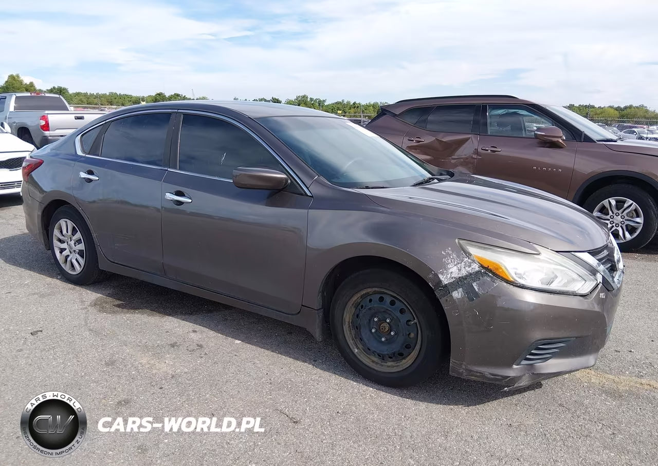 2017 Nissan Altima 2.5 S – zdjęcie 1 z 11