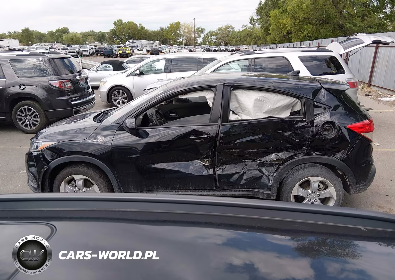 2021 Honda Hr-V Lx VIN:3CZRU6H38MM732564 - 13