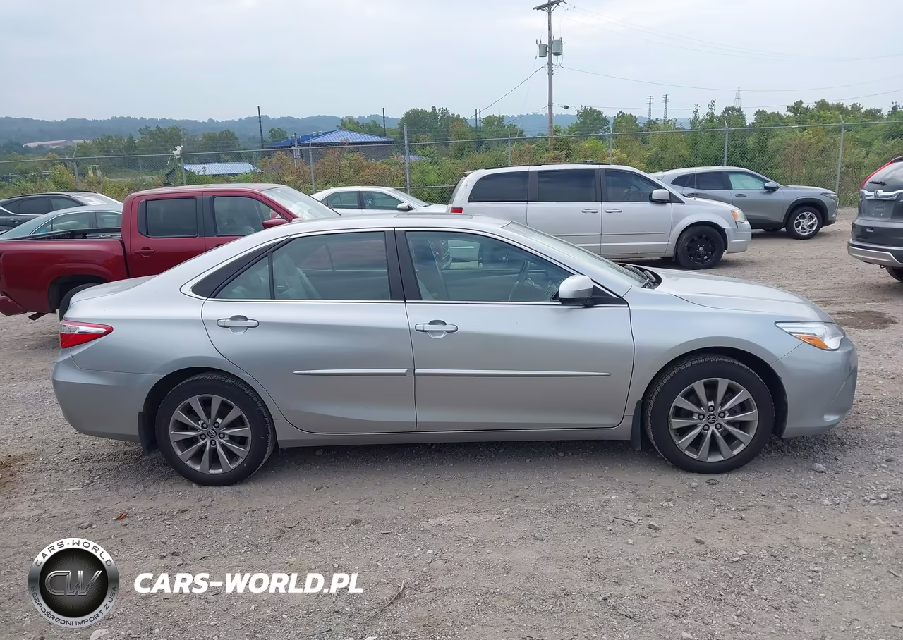 2015 Toyota Camry Xle VIN:4T1BF1FK3FU913726 - 13