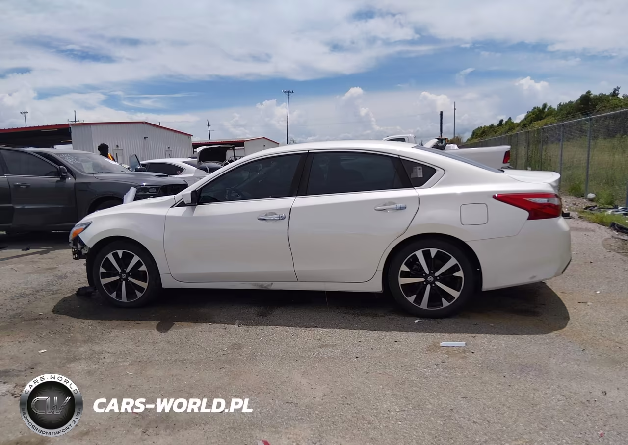 2017 Nissan Altima 2.5 S VIN:1N4AL3AP8HC149233 - 15