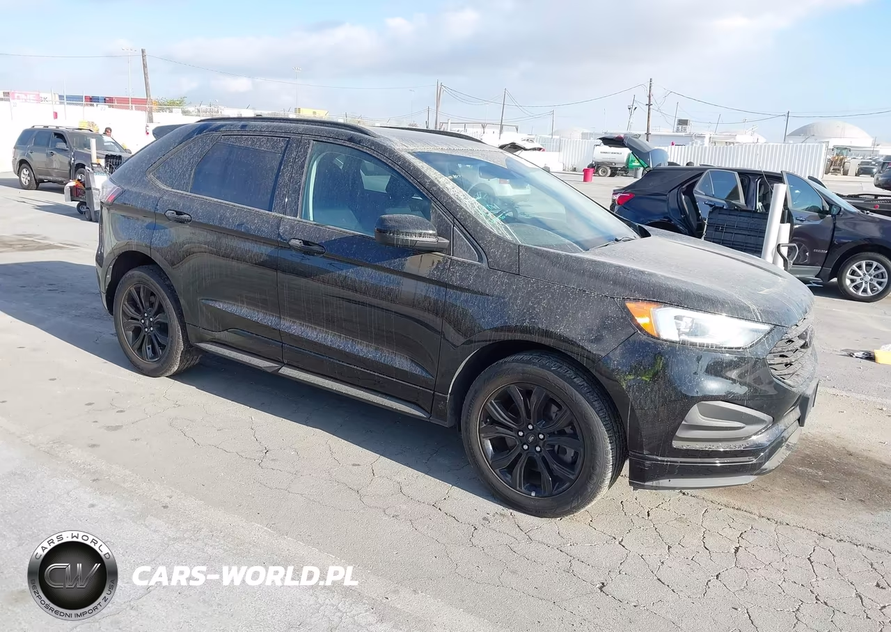 2022 Ford Edge Se