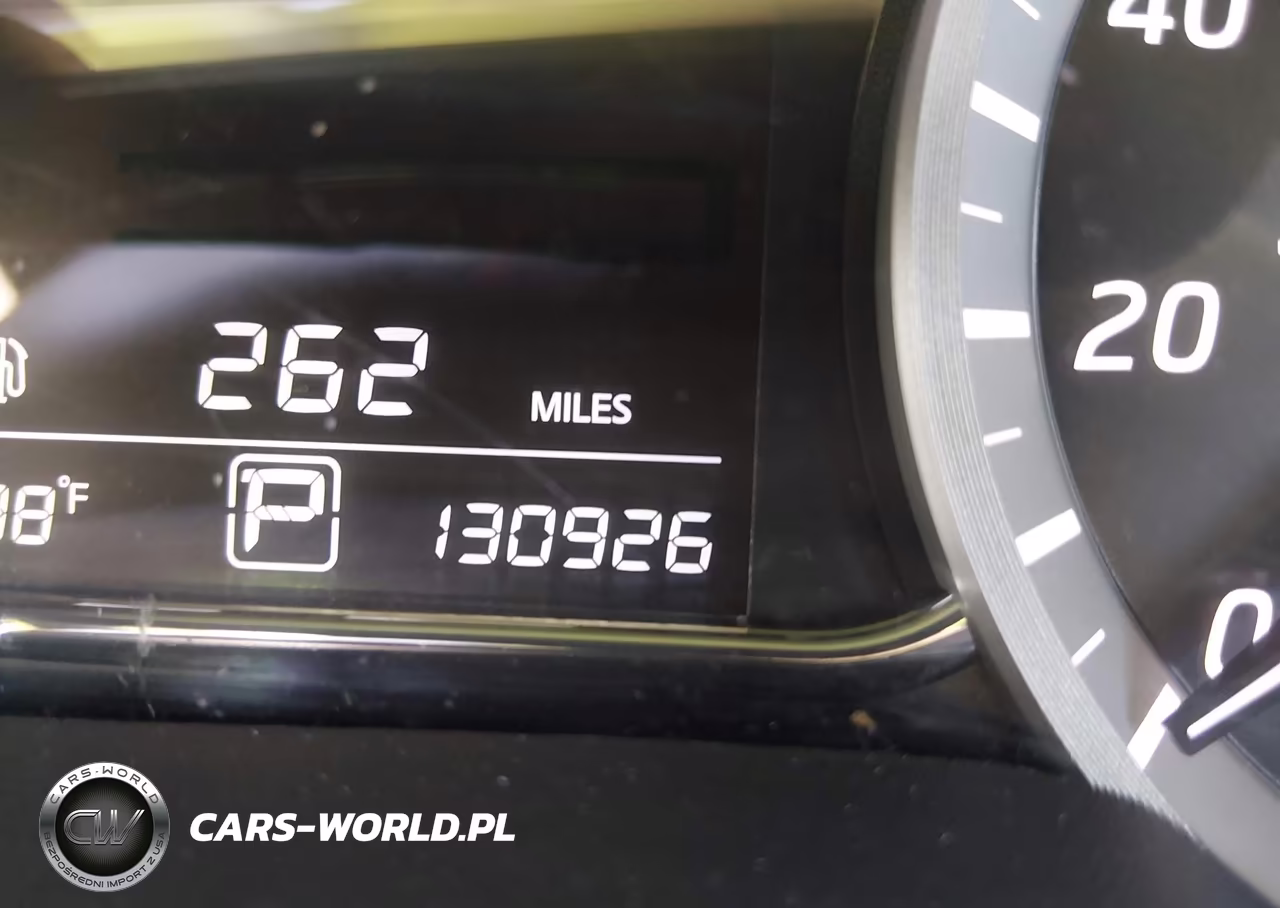 2015 Nissan Sentra Sr VIN:3N1AB7AP0FY382941 - 16