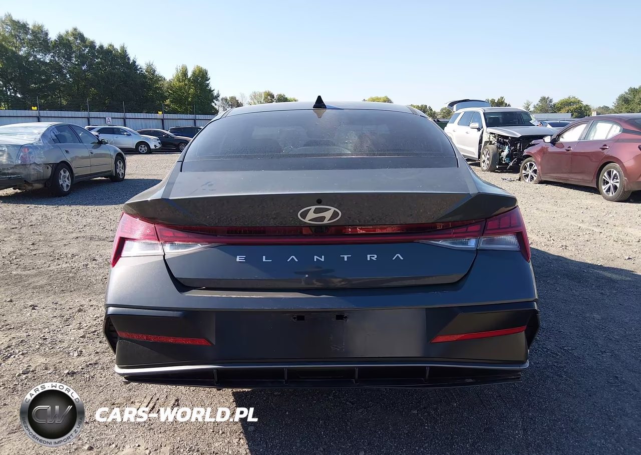 2025 Hyundai Elantra Sel Convenience VIN:KMHLS4DG2SU978335 - 16