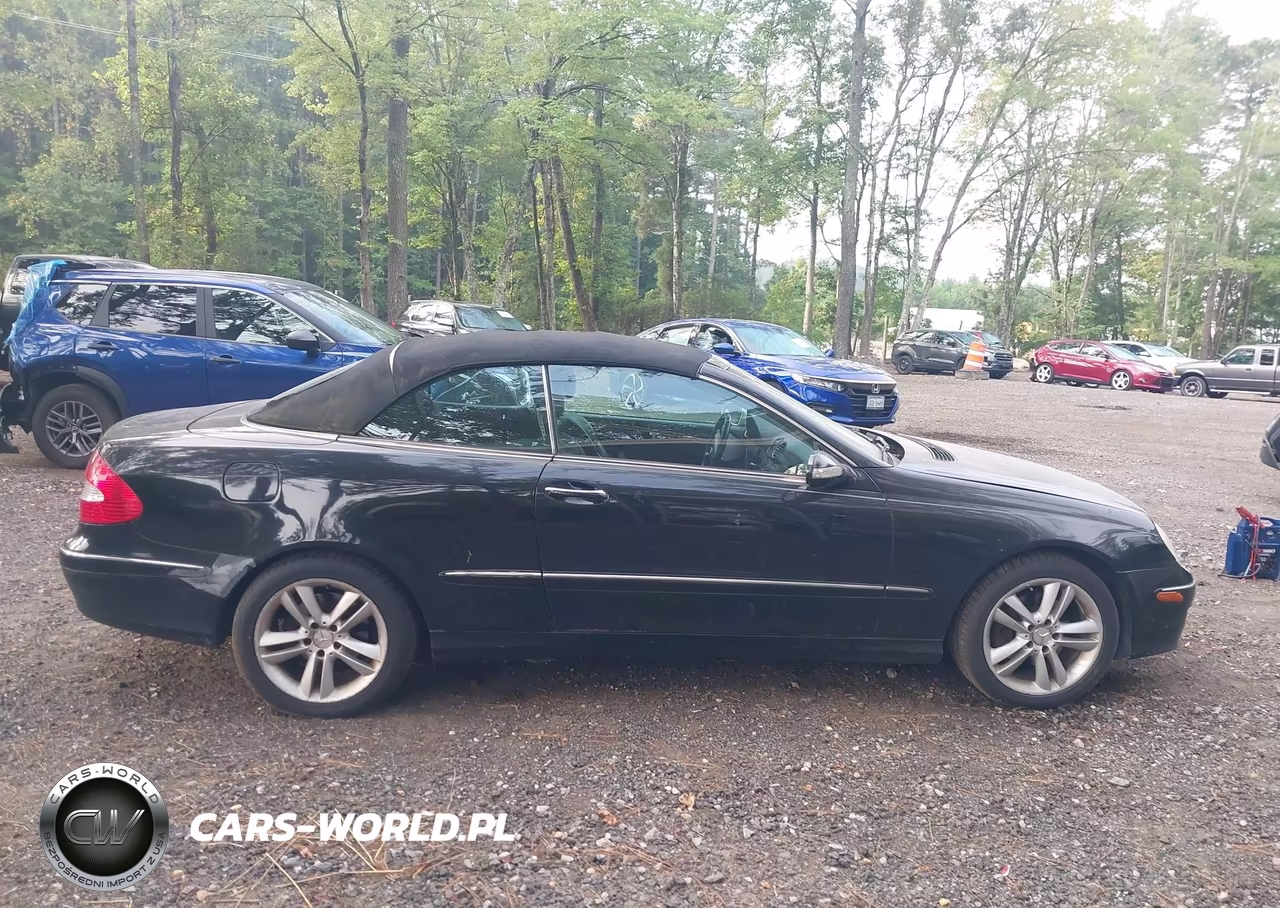 2007 Mercedes-Benz Clk 350 VIN:WDBTK56F27F214848 - 13