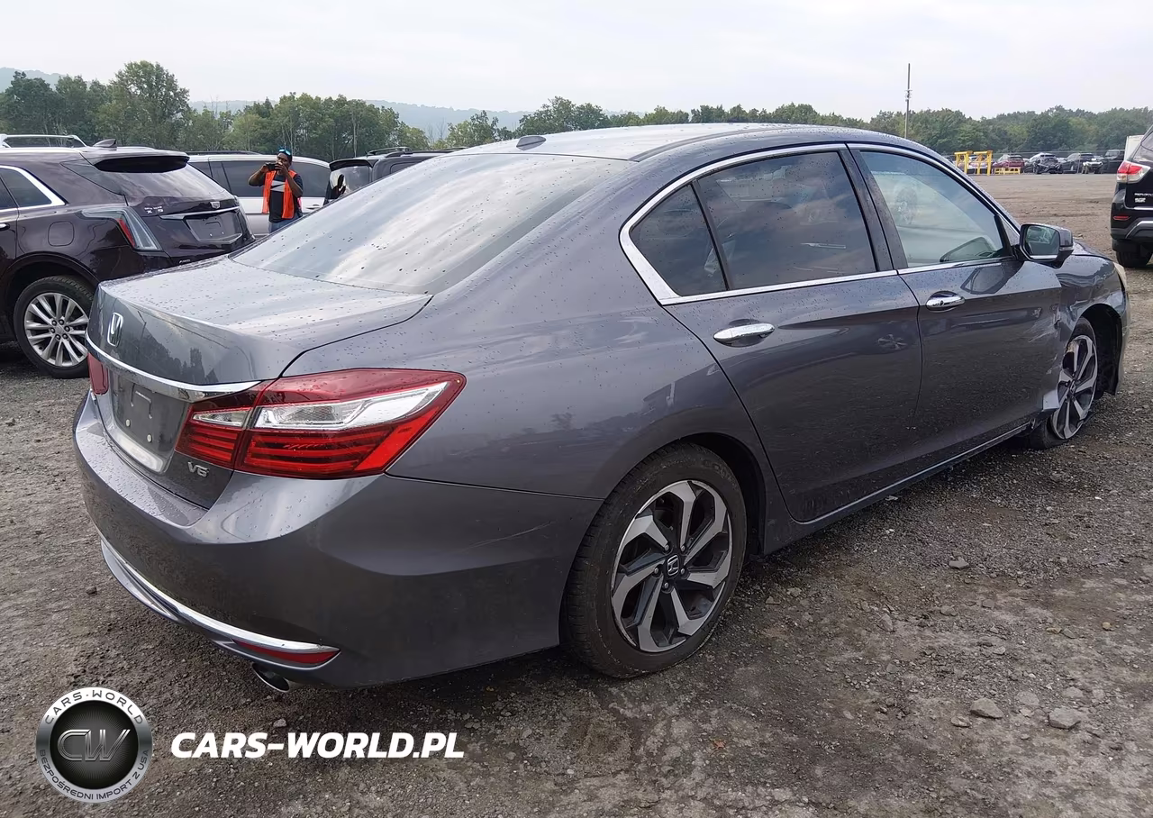 2017 Honda Accord Ex-L V6 VIN:1HGCR3F84HA023760 - 4