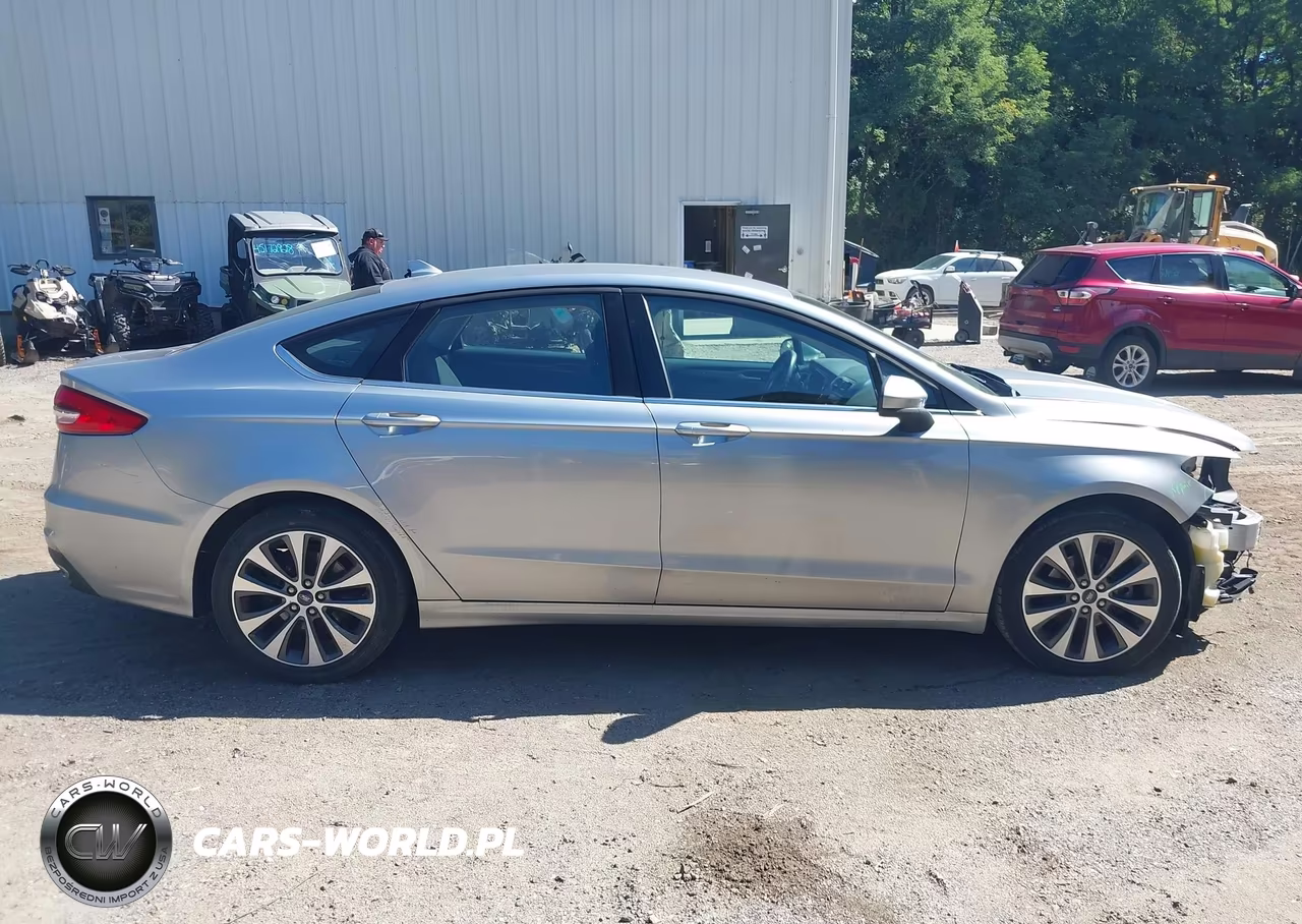 2020 Ford Fusion Se VIN:3FA6P0T90LR158087 - 13