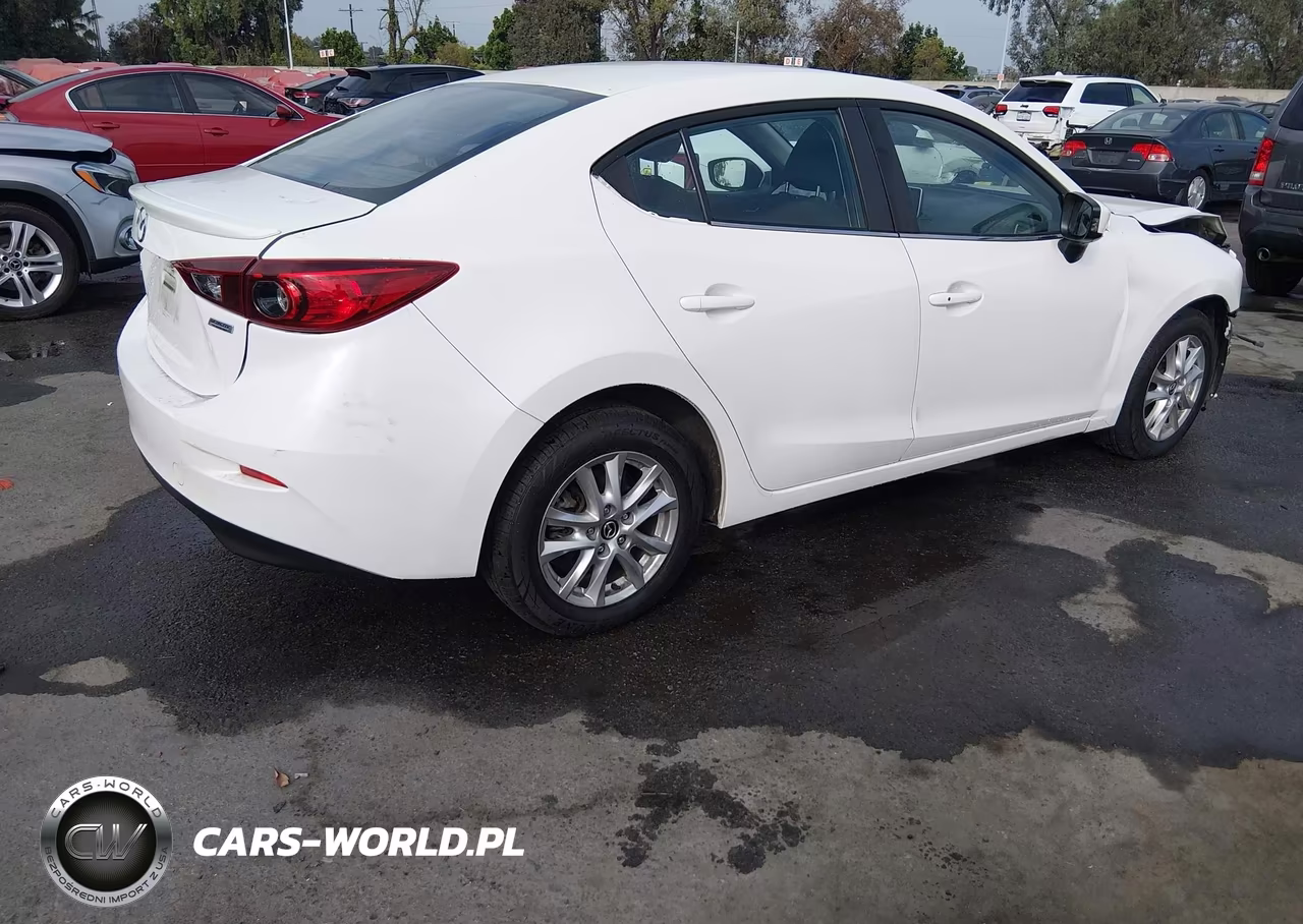 2015 Mazda Mazda3 I Touring VIN:JM1BM1V76F1219864 - 4