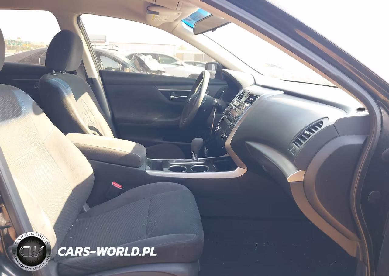 2014 Nissan Altima 2.5 S VIN:1N4AL3AP3EN227871 - 5
