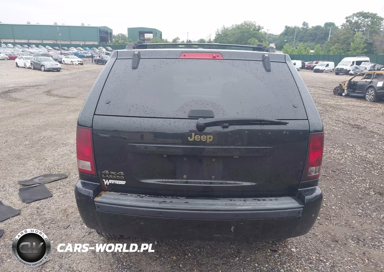 2010 Jeep Grand Cherokee Laredo VIN:1J4PR4GK3AC120159 - 16