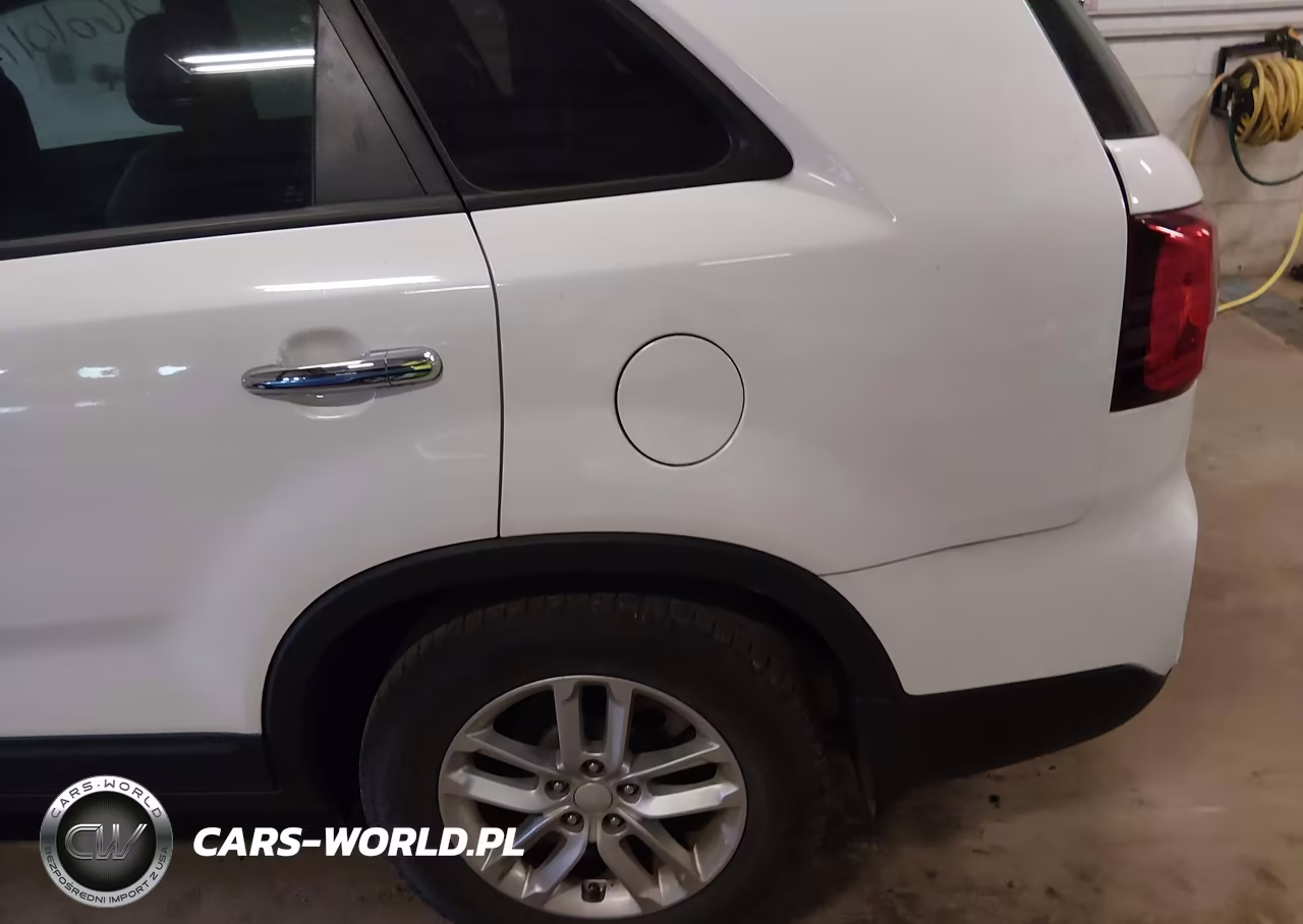 2015 Kia Sorento Lx V6 VIN:5XYKT4A79FG594710 - 6