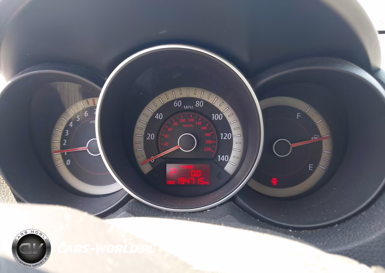2012 Kia Forte Lx VIN:KNAFT4A20C5602118 - 7