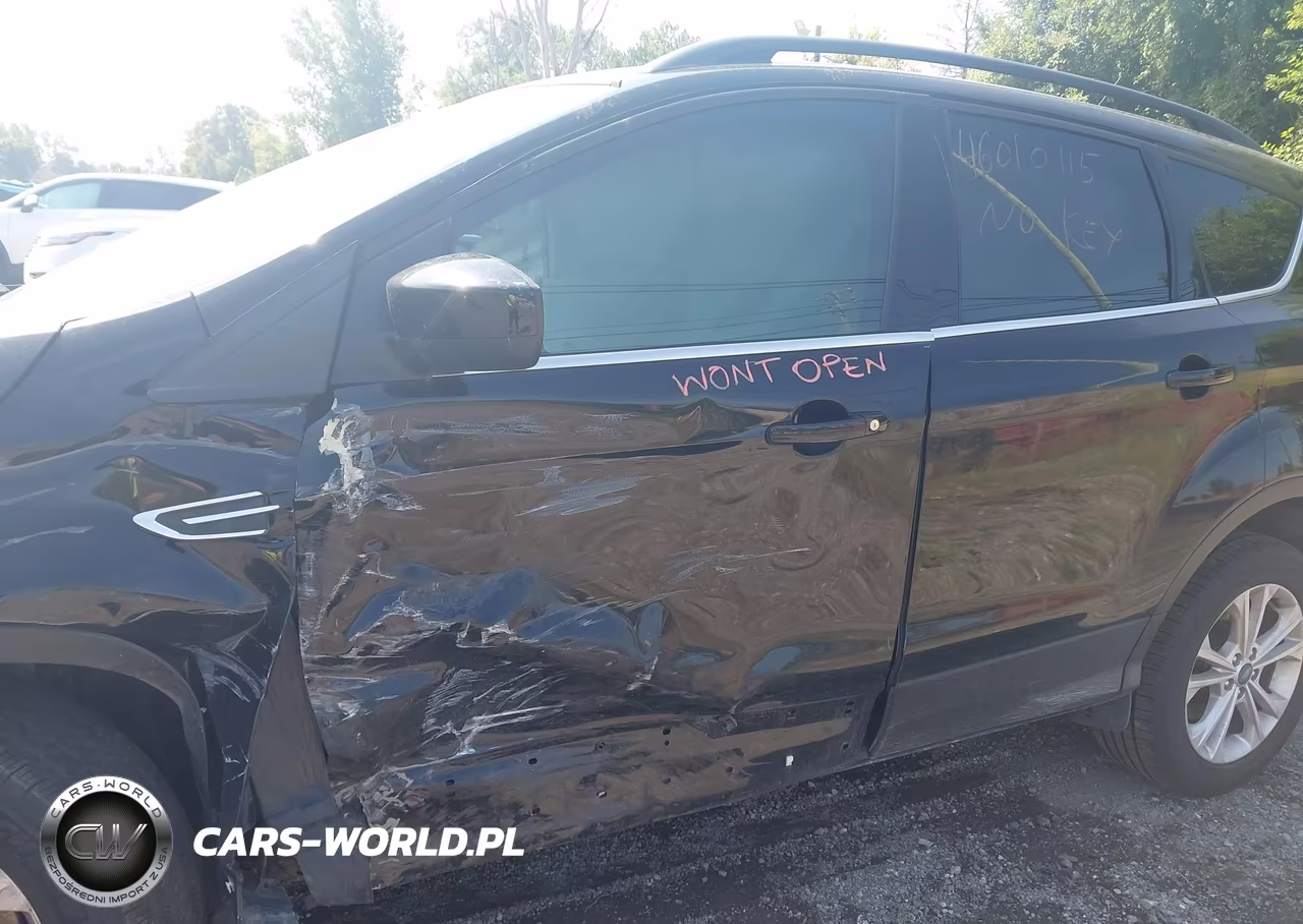 2017 Ford Escape Se VIN:1FMCU0GDXHUB40583 - 6