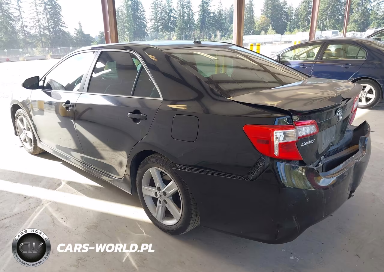 2012 Toyota Camry Se VIN:4T1BF1FK8CU068643 - 3