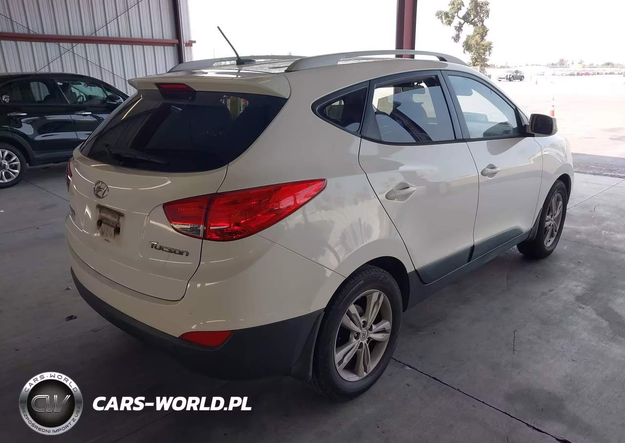 2011 Hyundai Tucson Gls VIN:KM8JU3AC0BU151009 - 4