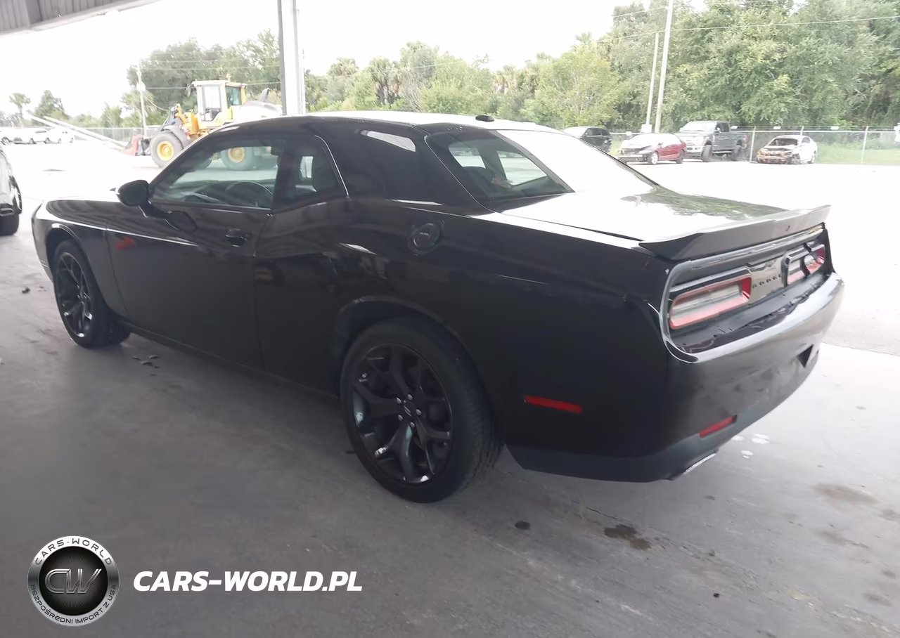 2020 Dodge Challenger Sxt VIN:2C3CDZAG6LH240160 - 3
