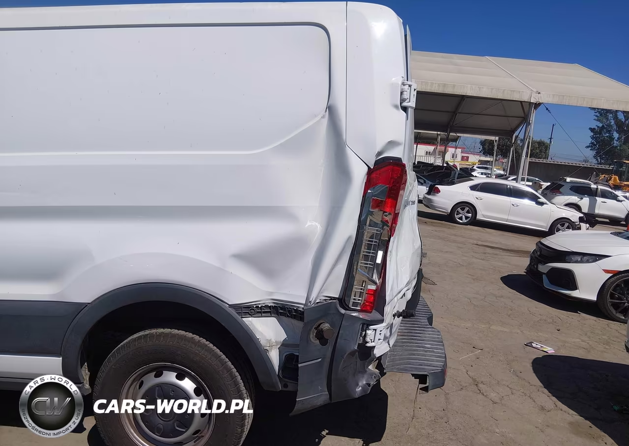 2018 Ford Transit-350 VIN:1FTBW2YM0JKB09171 - 17