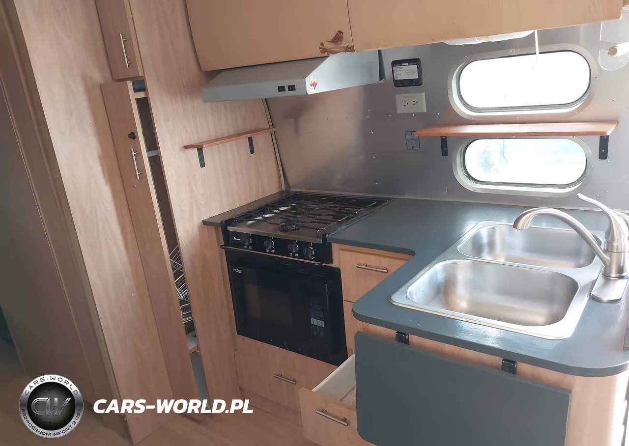 2006 Airstream Other VIN:1STJPYJ296J519311 - 13