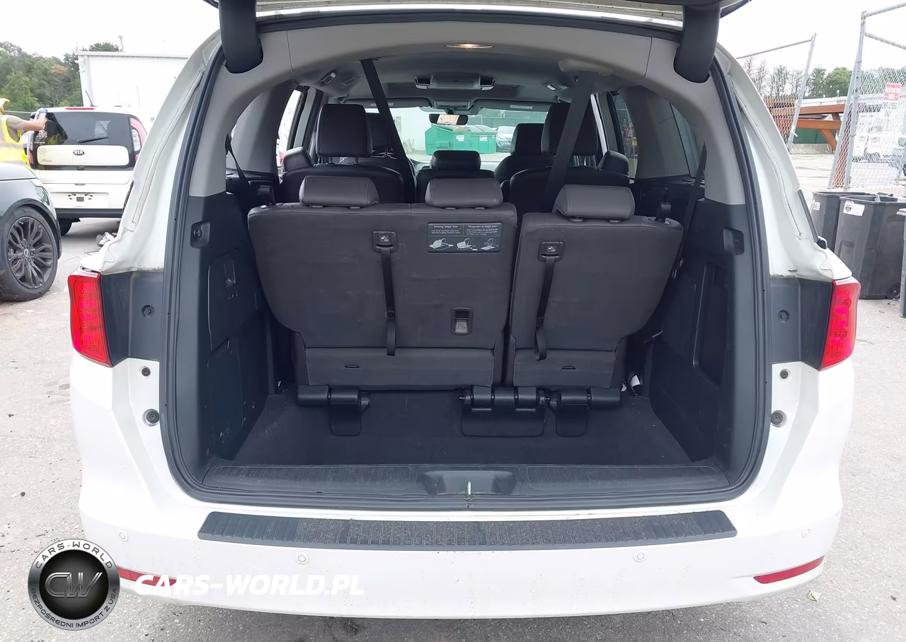 2020 Honda Odyssey Touring VIN:5FNRL6H83LB036458 - 18
