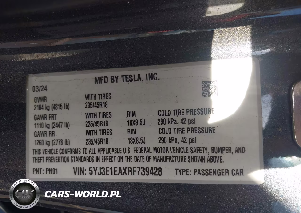 2024 Tesla Model 3 VIN:5YJ3E1EAXRF739428 - 9