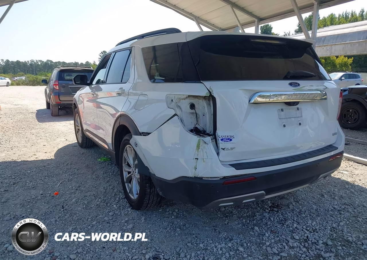 2020 Ford Explorer Xlt VIN:1FMSK7DH2LGC21800 - 3