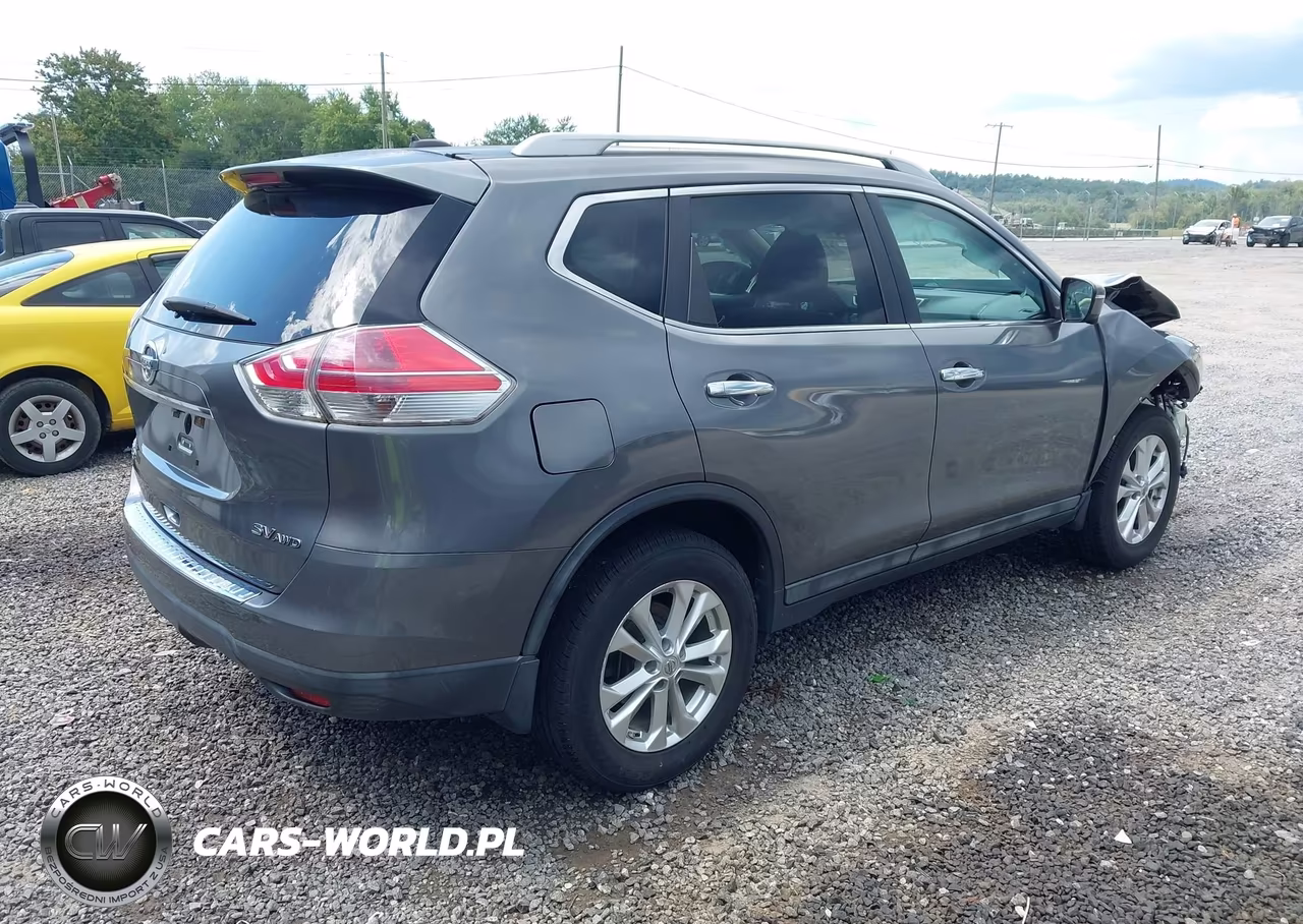 2015 Nissan Rogue Sv VIN:5N1AT2MV0FC798323 - 4