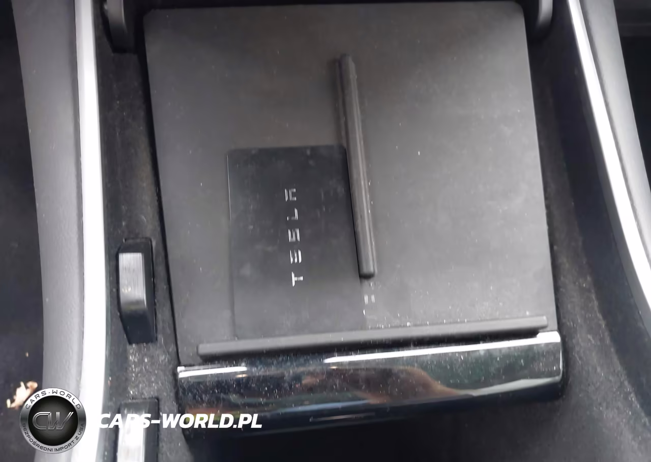 2020 Tesla Model 3 Standard Range Plus Rear-Wheel Drive-Standard Range Rear-Wheel Drive VIN:5YJ3E1EA6LF634635 - 10