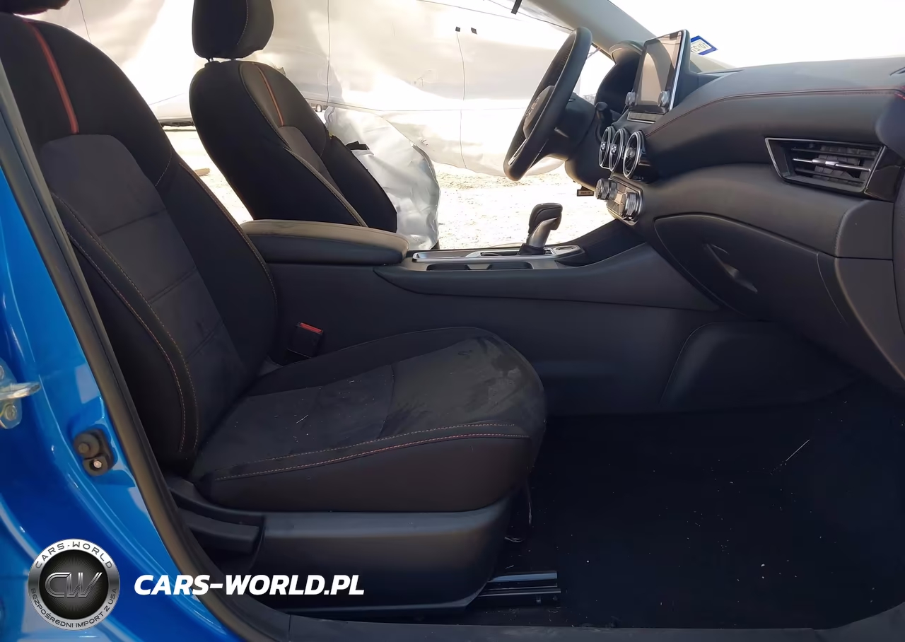 2025 Nissan Sentra Sr VIN:3N1AB8DV1SY333970 - 5