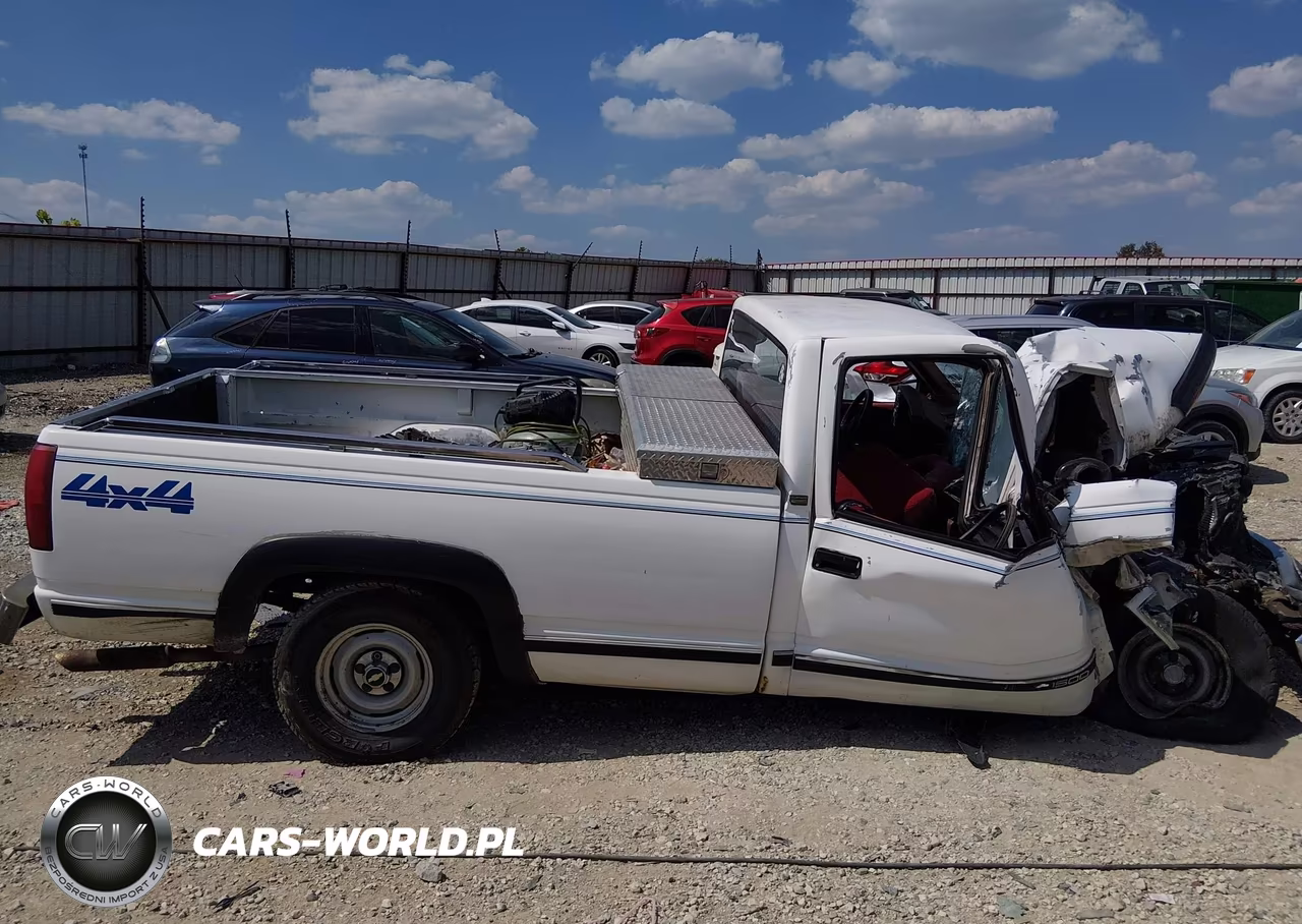 1992 Chevrolet Gmt-400 C1500 VIN:1GCEC14K3NZ232772 - 12