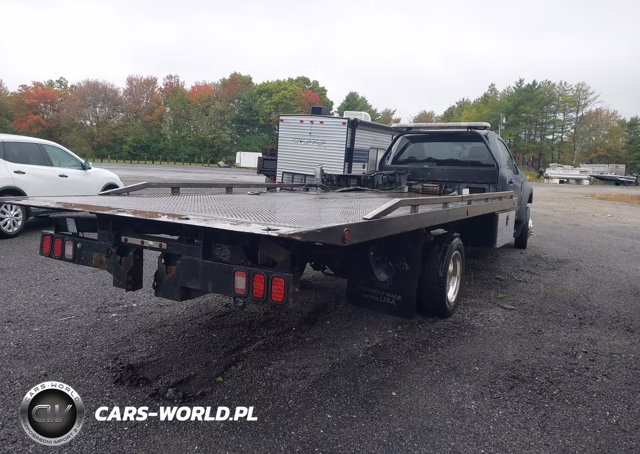 2020 Ford F-550 Chassis Xl VIN:1FDUF5GN3LEE88815 - 4