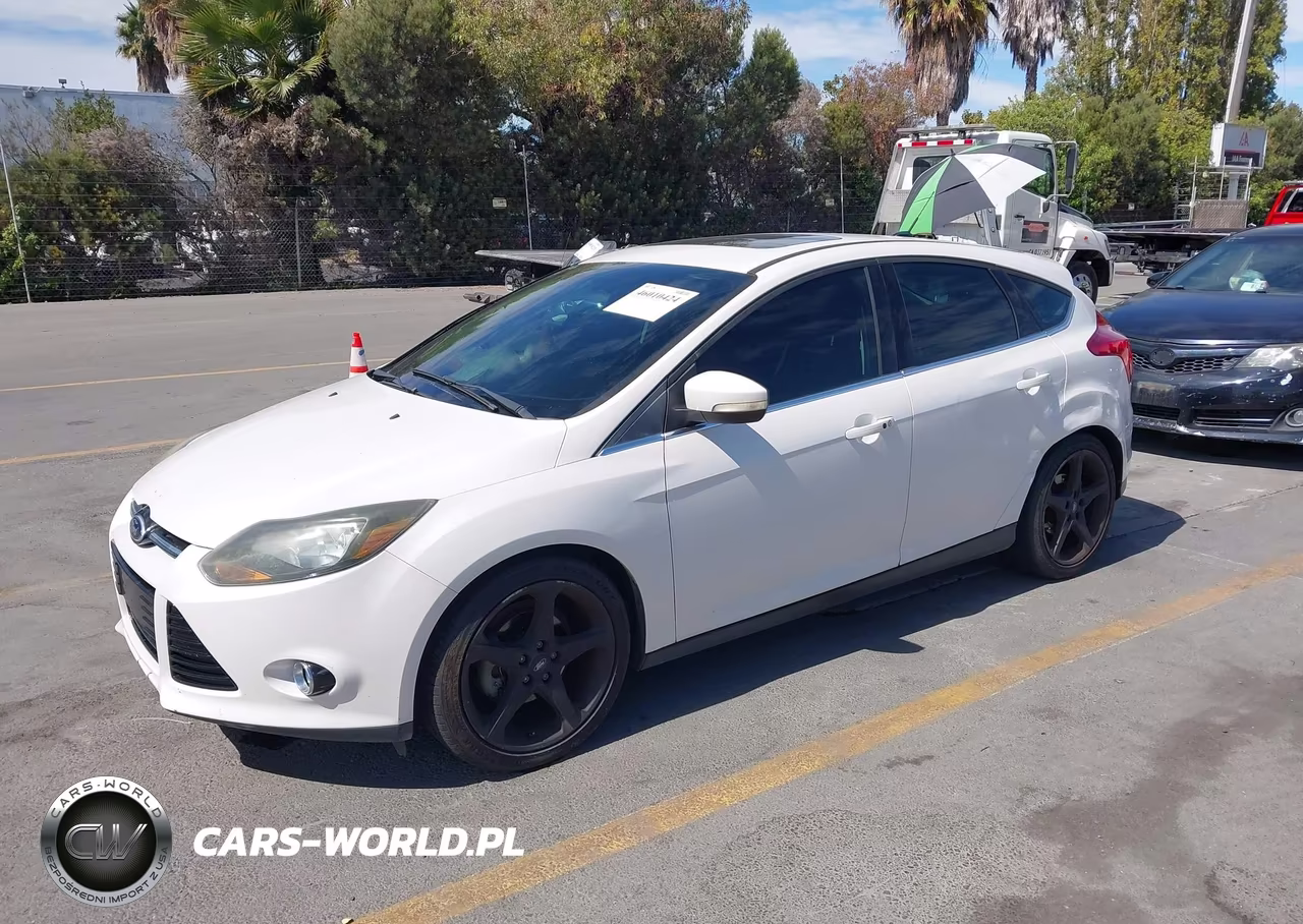 2013 Ford Focus Titanium VIN:1FADP3N22DL301615 - 2