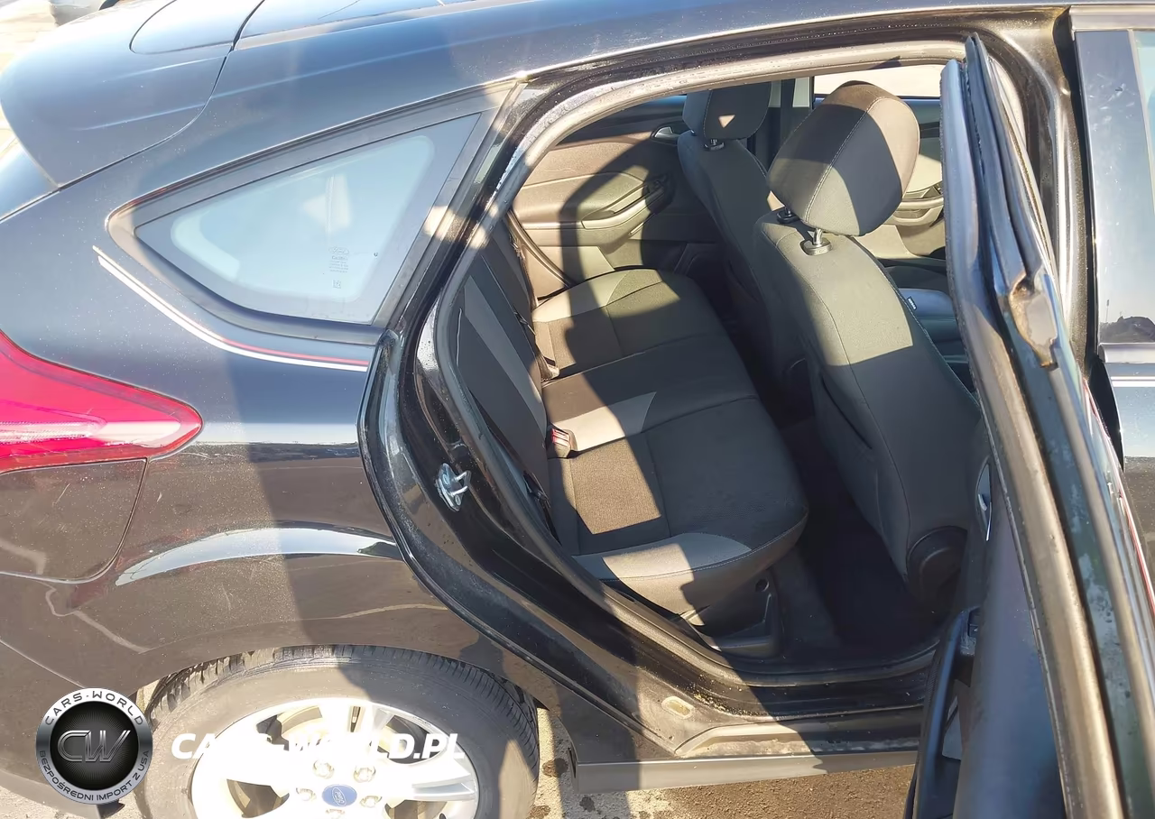 2014 Ford Focus Se VIN:1FADP3K23EL373283 - 8