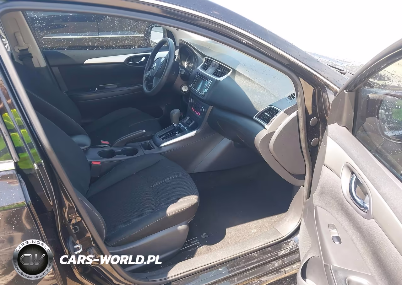 2018 Nissan Sentra S VIN:3N1AB7APXJY272147 - 5