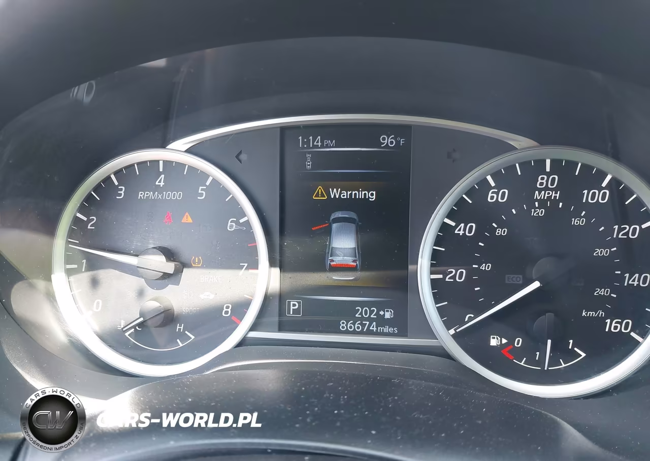 2018 Nissan Sentra S VIN:3N1AB7APXJY272147 - 7