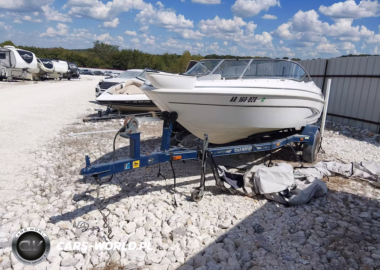 2001 Glastron 170 Boat VIN:1L8UADLA81A048155 - 2