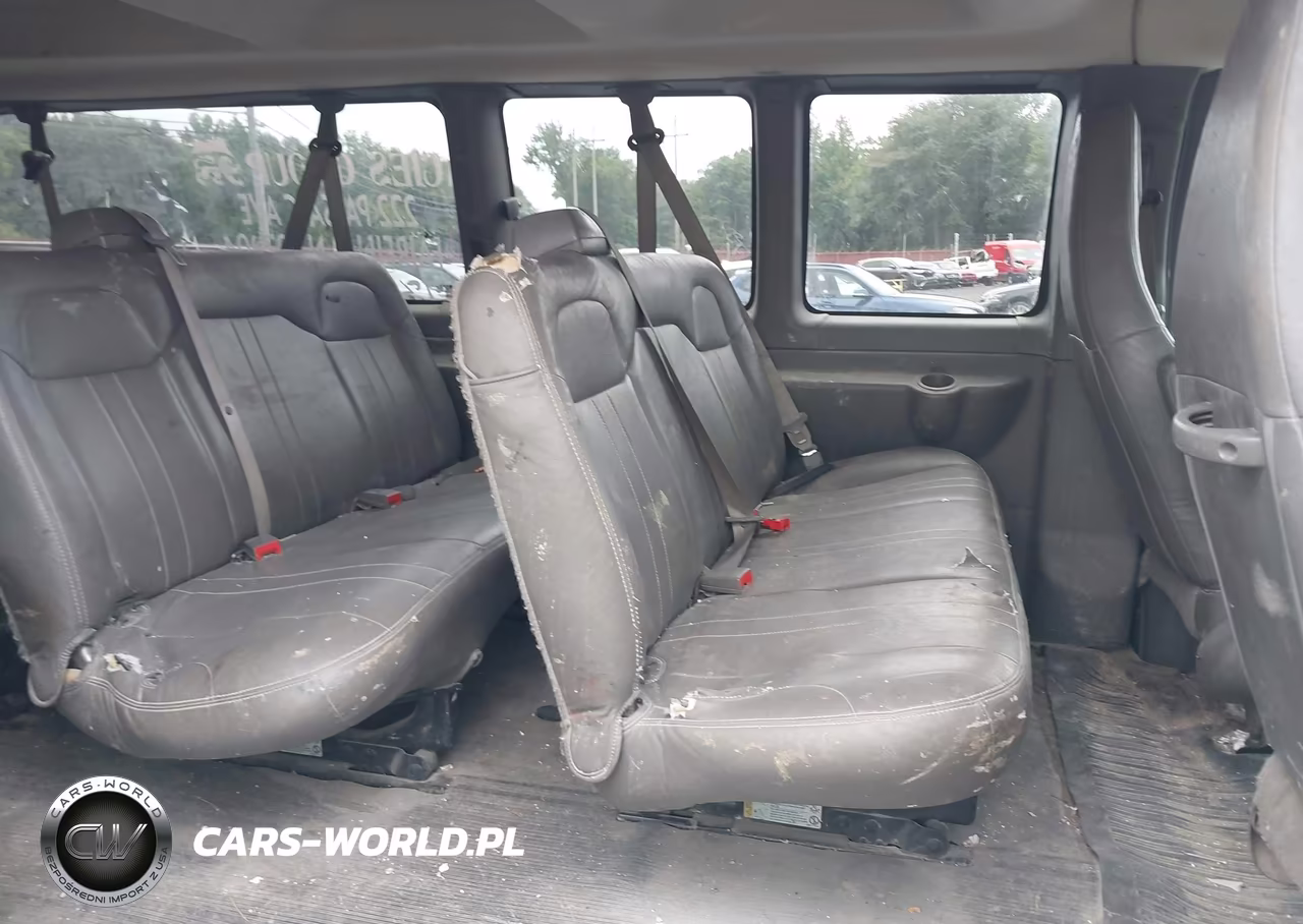 2017 GMC Savana 3500 Ls VIN:1GJZ7NFF6H1110951 - 8