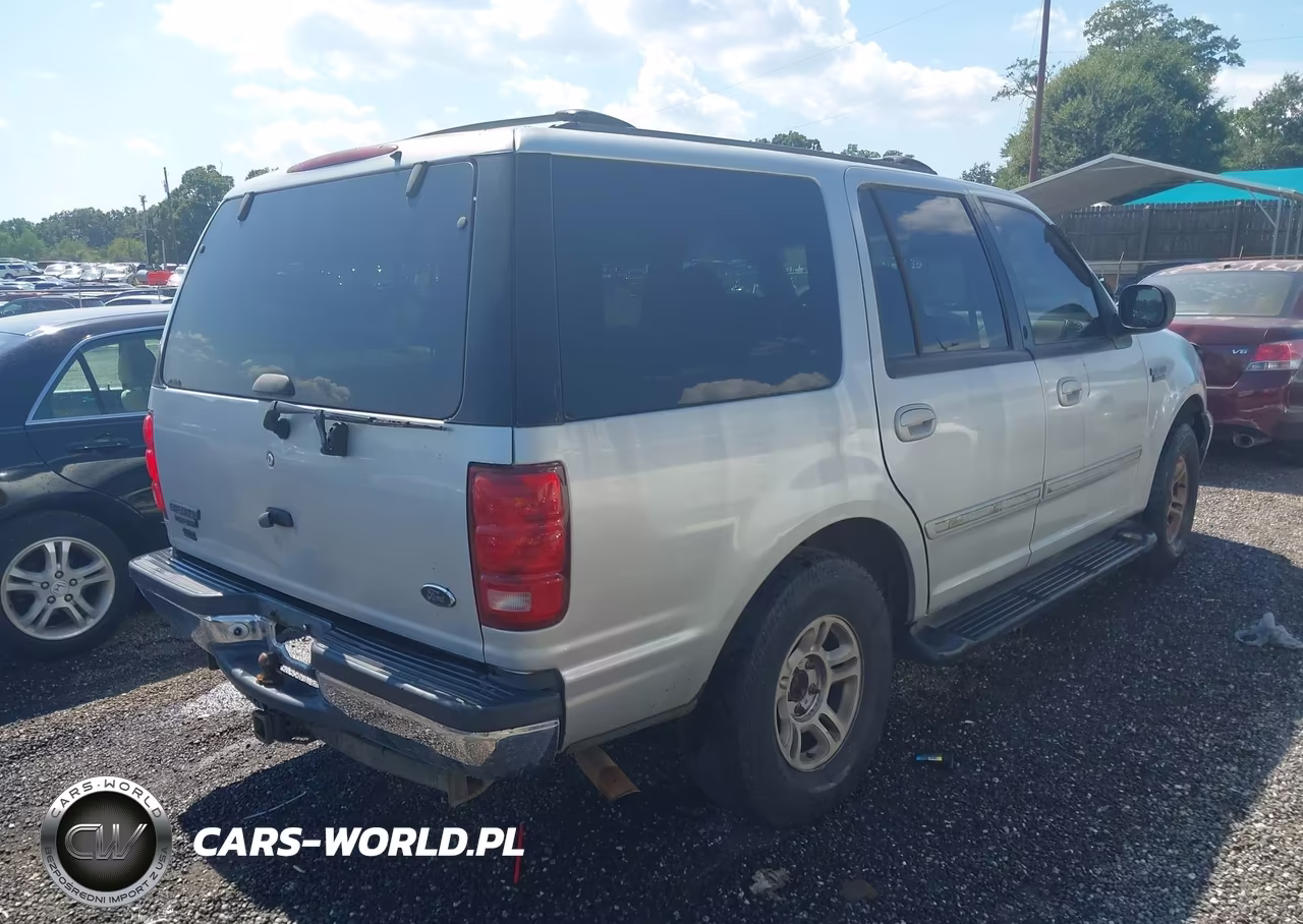 2002 Ford Expedition Xlt VIN:1FMRU15L12LA85657 - 4