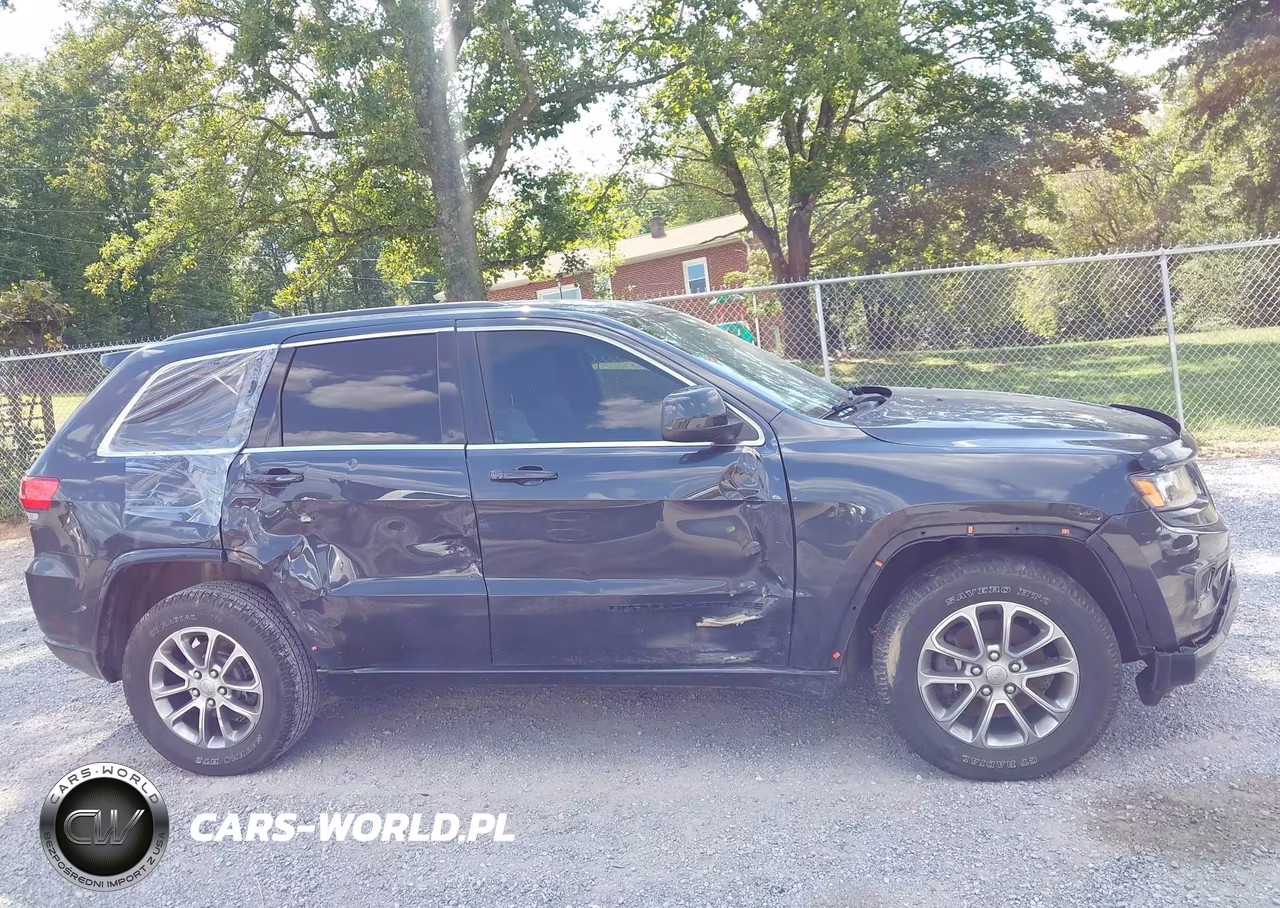 2015 Jeep Grand Cherokee Altitude VIN:1C4RJFAG8FC704666 - 13