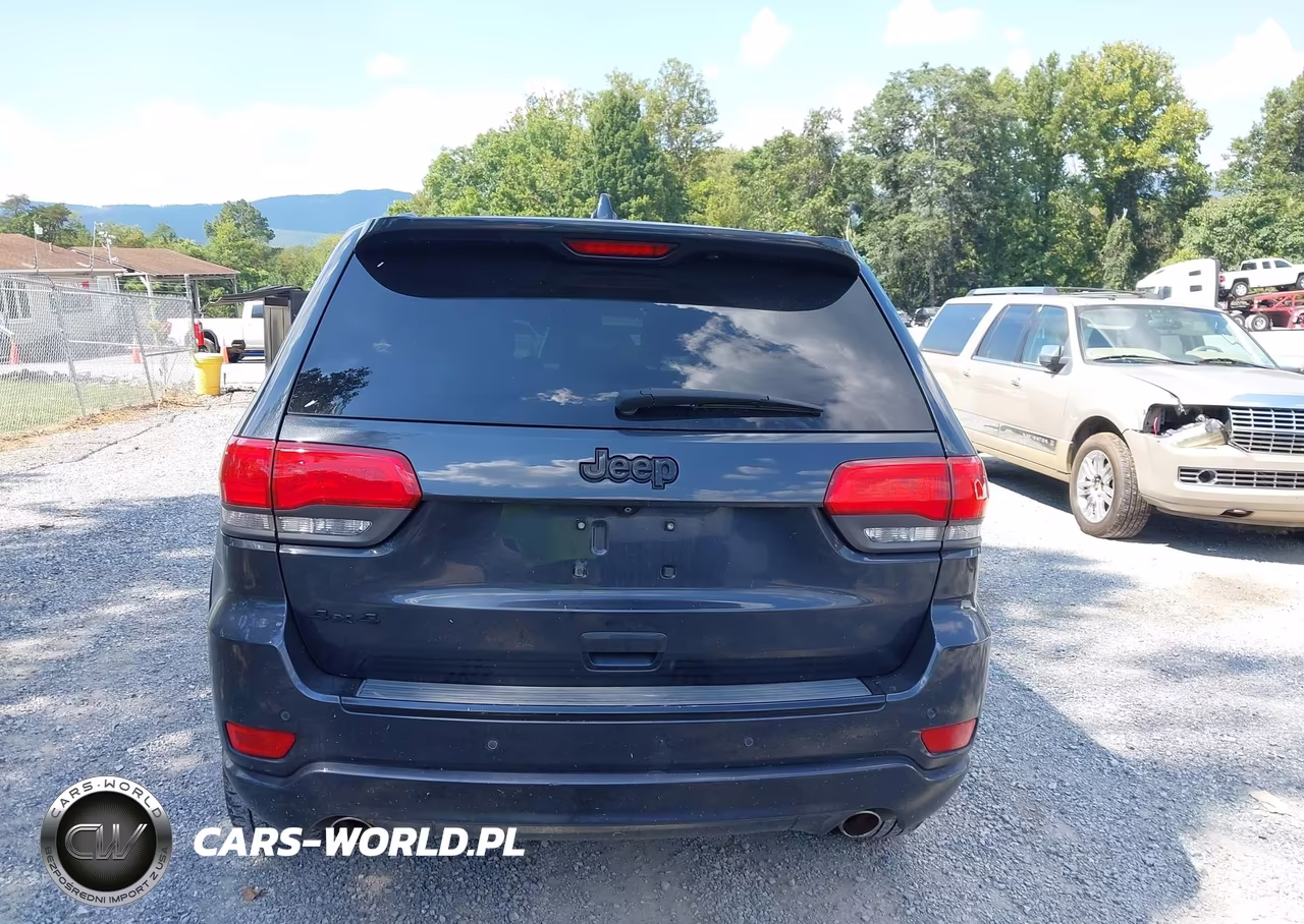 2015 Jeep Grand Cherokee Altitude VIN:1C4RJFAG8FC704666 - 16