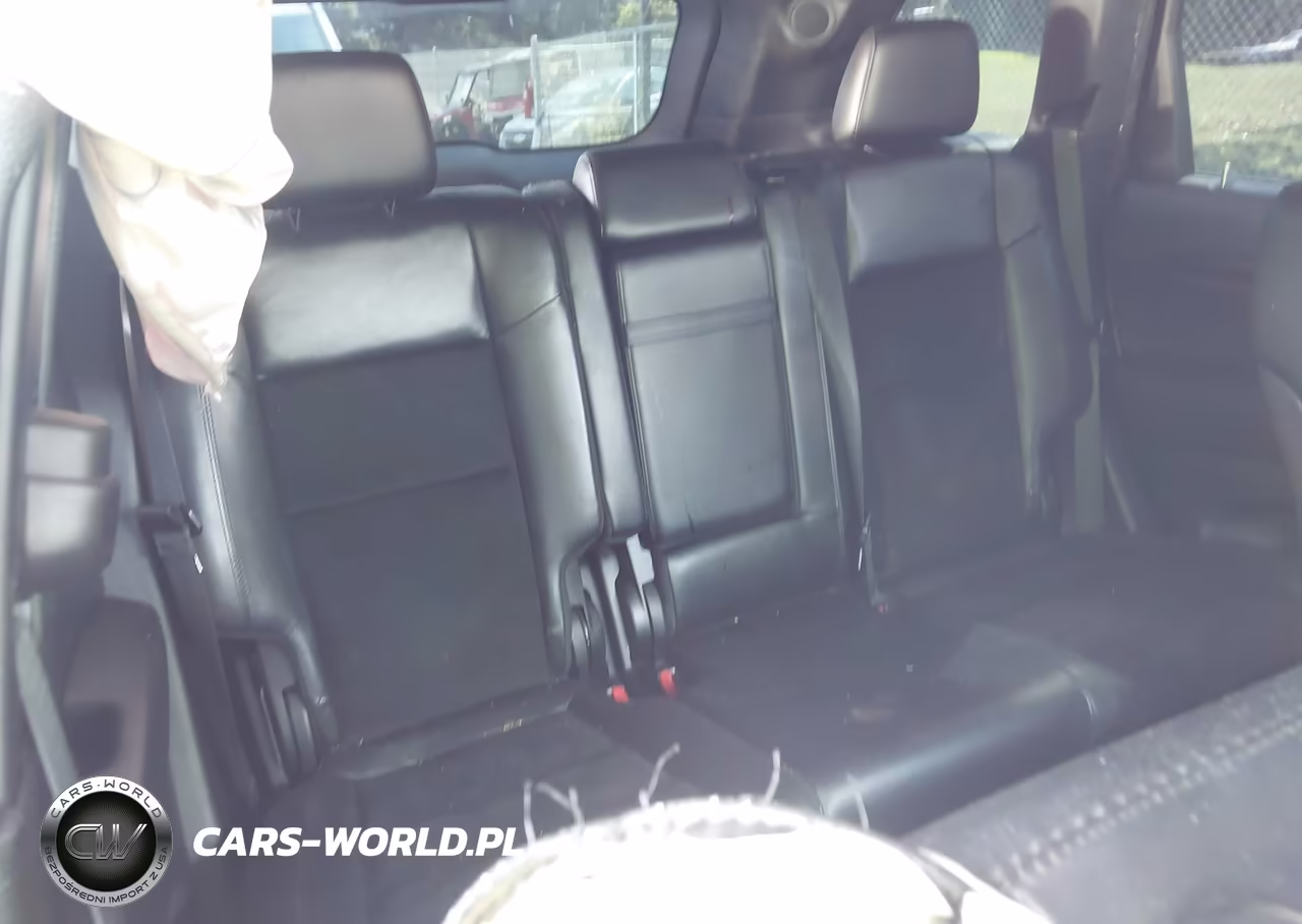 2015 Jeep Grand Cherokee Altitude VIN:1C4RJFAG8FC704666 - 8